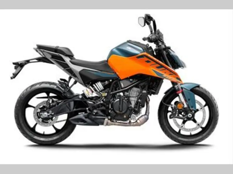 KTM 125 Duke bij NIWA Motoren