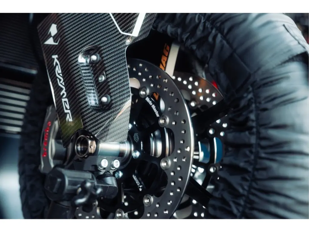 Nieuwe supersport met 890cc motor uit 2025 bij NIWA Motoren