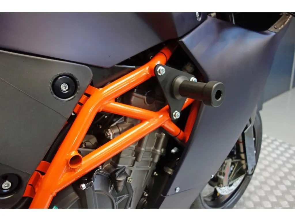 Nieuwe supersport met 890cc motor uit 2025 bij NIWA Motoren
