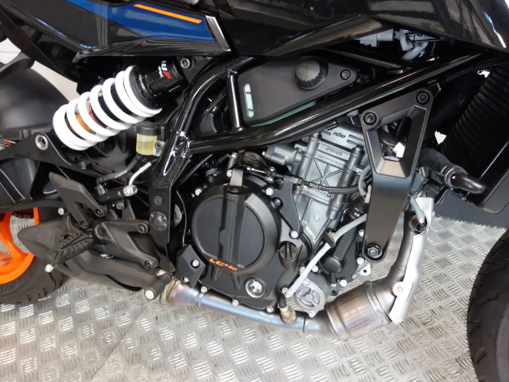 Nieuwe KTM 125 naked bike met 125cc motor uit 2026 bij NIWA Motoren
