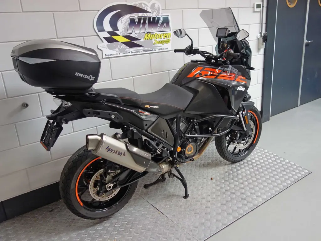 Gebruikte KTM 1290 all-road met 1301cc motor uit 2018 bij NIWA Motoren