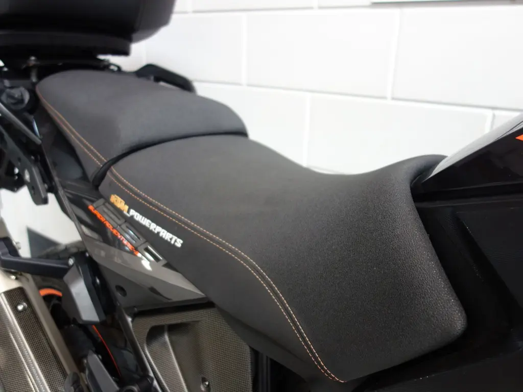 Gebruikte KTM 1290 all-road met 1301cc motor uit 2018 bij NIWA Motoren