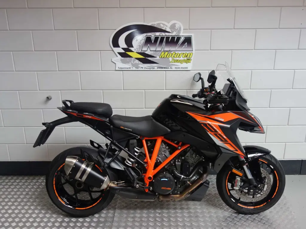 Gebruikte KTM 1290 tour met 1301cc motor uit 2019 bij NIWA Motoren