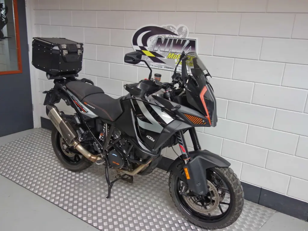 Gebruikte KTM 1290 all-road met 1301cc motor uit 2019 bij NIWA Motoren