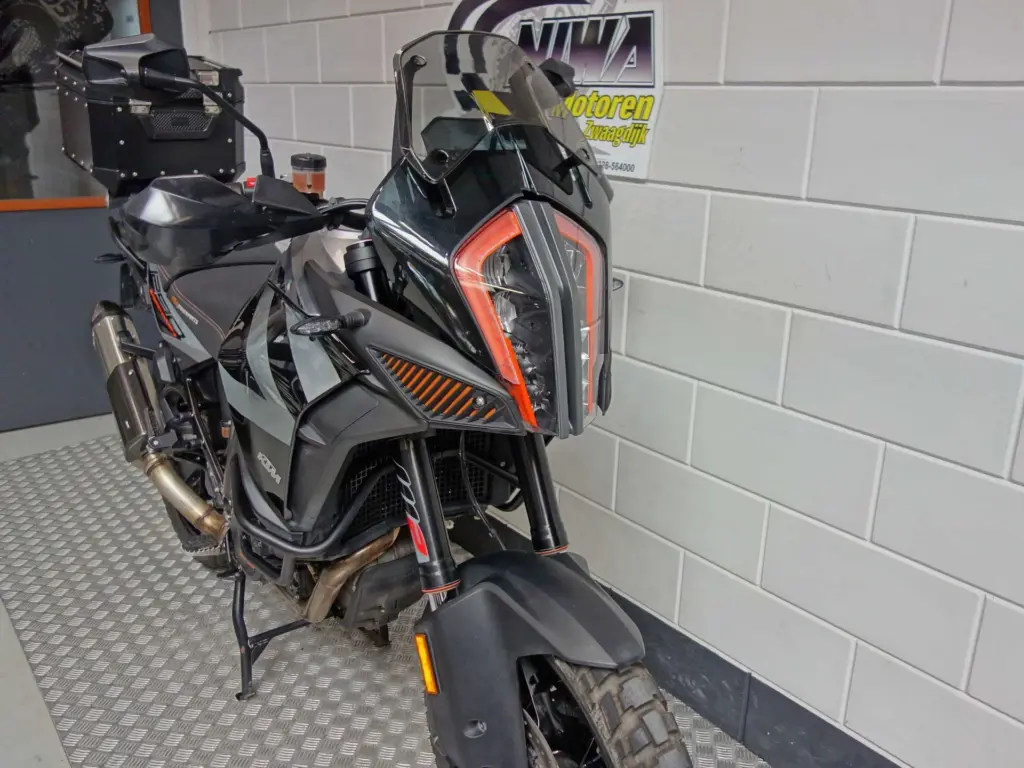 Gebruikte KTM 1290 all-road met 1301cc motor uit 2019 bij NIWA Motoren