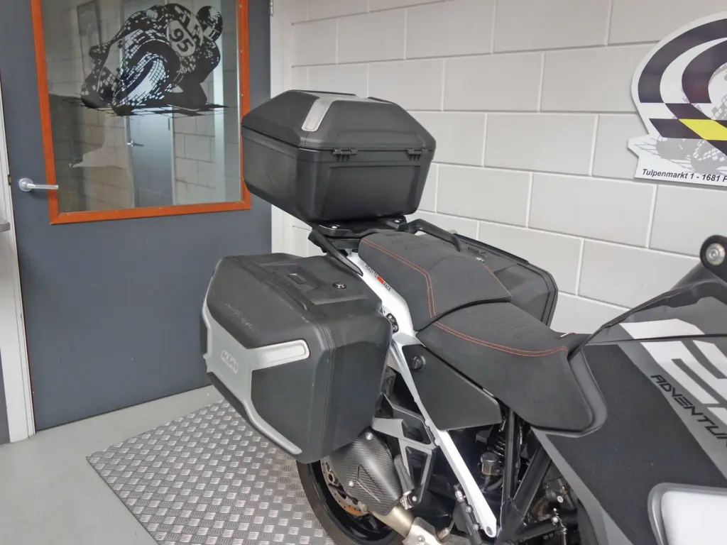 Gebruikte KTM 1290 all-road met 1301cc motor uit 2024 bij NIWA Motoren