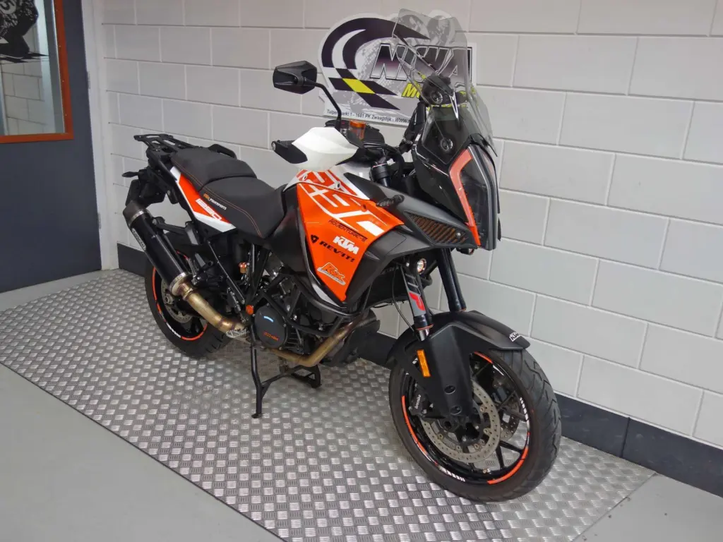 Gebruikte KTM 1290 all-road met 1301cc motor uit 2018 bij NIWA Motoren