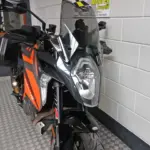 Gebruikte KTM 1290 Super Duke sport/tour met 1301cc motor uit 2019 bij NIWA Motoren