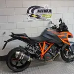 Gebruikte KTM 1290 Super Duke tour met 1301cc motor uit 2024 bij NIWA Motoren