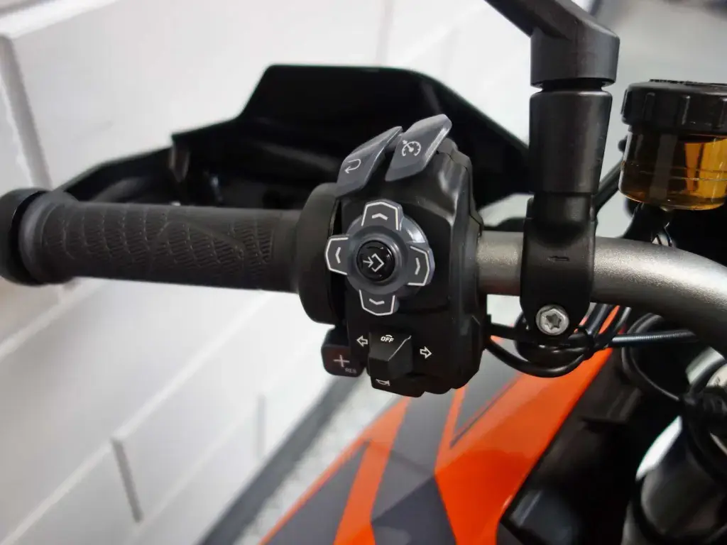 Gebruikte KTM 1290 tour met 1301cc motor uit 2024 bij NIWA Motoren