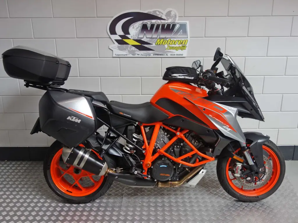 Gebruikte KTM 1290 tour met 1301cc motor uit 2019 bij NIWA Motoren