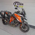 Gebruikte KTM 1290 Super Duke tour met 1301cc motor uit 2017 bij NIWA Motoren