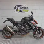 Gebruikte KTM 1290 Super Duke naked bike met 1301cc motor uit 2017 bij NIWA Motoren
