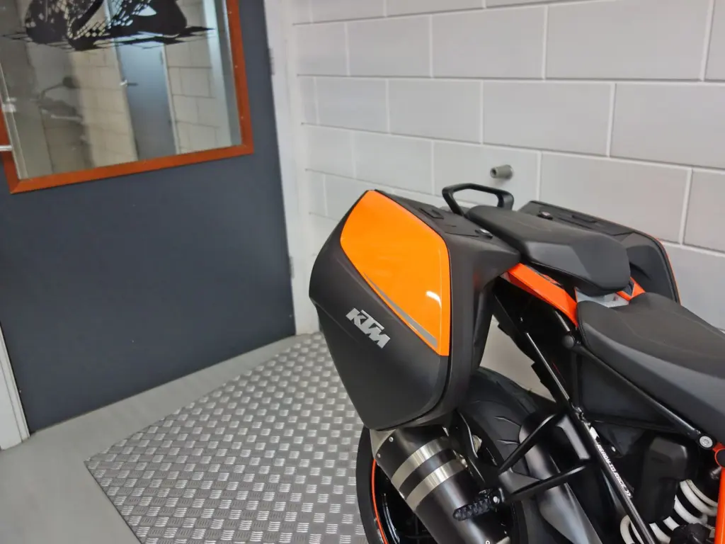Gebruikte KTM 1290 tour met 1301cc motor uit 2018 bij NIWA Motoren