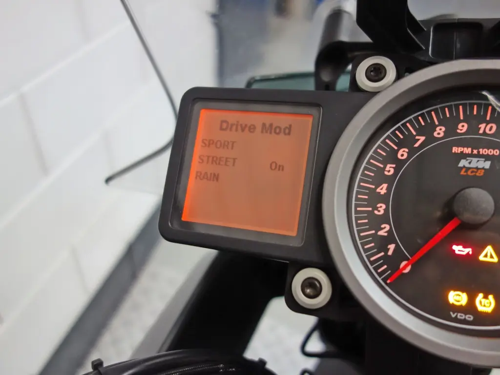 Gebruikte KTM 1290 tour met 1301cc motor uit 2018 bij NIWA Motoren
