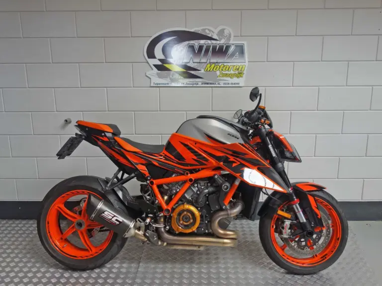 Gebruikte KTM 690 naked bike met 693cc motor uit 2016 bij NIWA Motoren