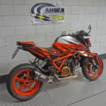 Gebruikte KTM 1290 Super Duke naked bike met 1301cc motor uit 2023 bij NIWA Motoren