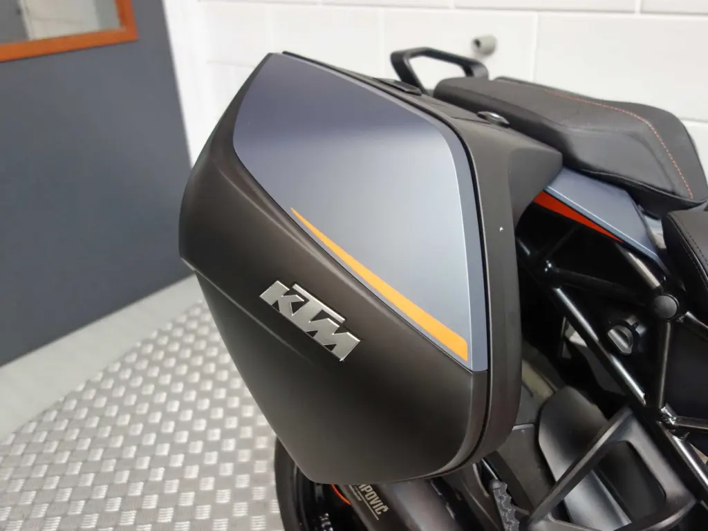 Nieuwe KTM 1290 tour met 1301cc motor uit 2024 bij NIWA Motoren