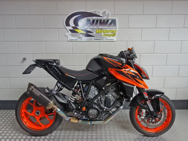 Gebruikte KTM 1290 naked bike met 1301cc motor uit 2019 bij NIWA Motoren