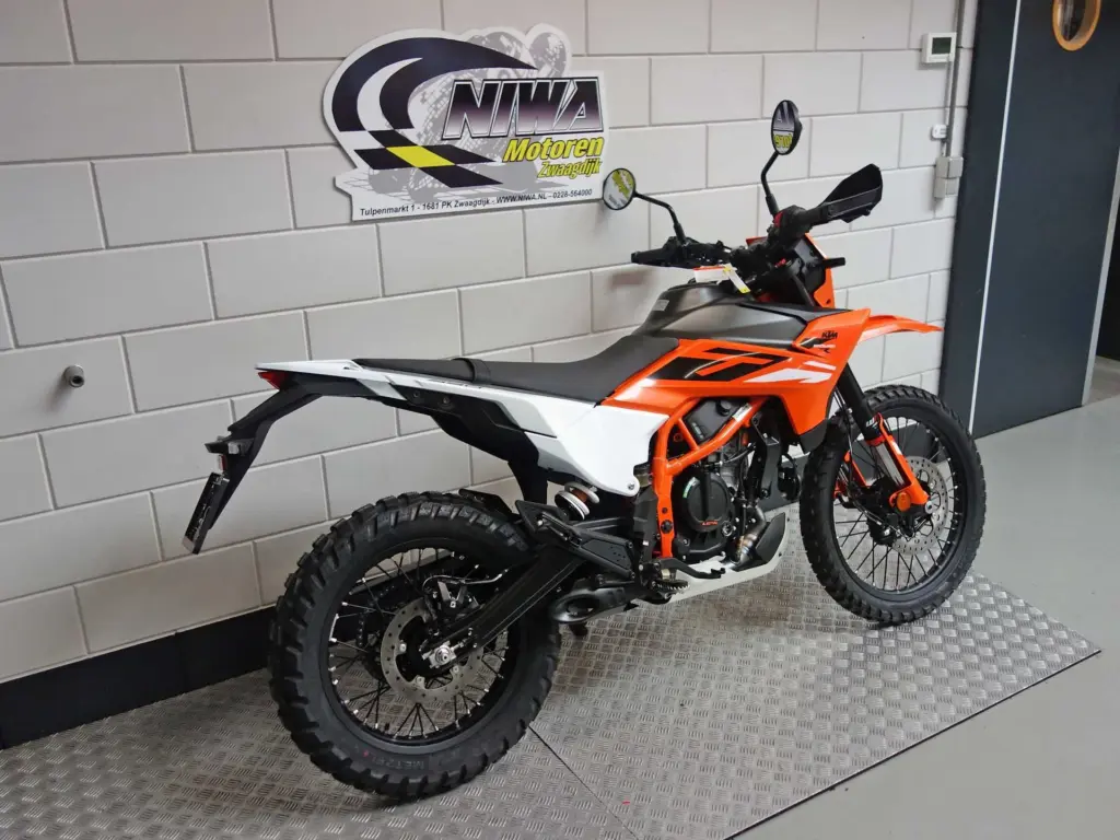 Nieuwe KTM 390 enduro met 390cc motor uit 2026 bij NIWA Motoren