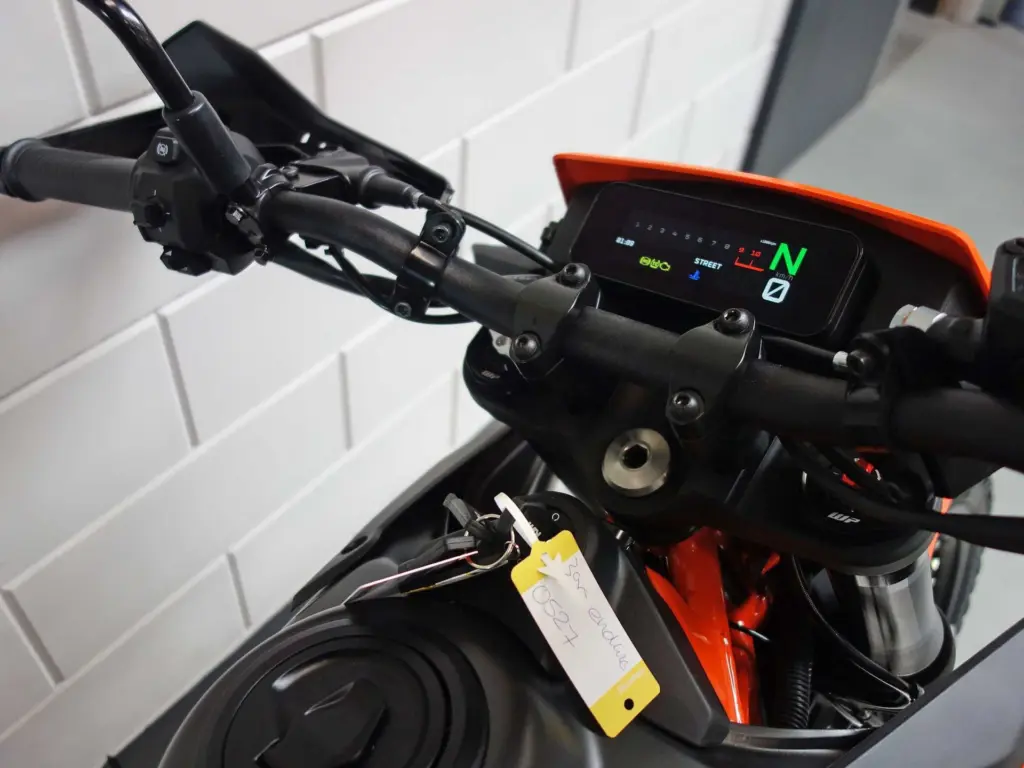 Nieuwe KTM 390 enduro met 390cc motor uit 2026 bij NIWA Motoren