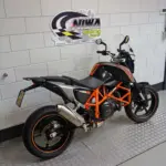 Gebruikte KTM 690 naked bike met 690cc motor uit 2012 bij NIWA Motoren