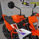 Gebruikte KTM 390 SMC supermotard met 399cc motor uit 2025 bij NIWA Motoren