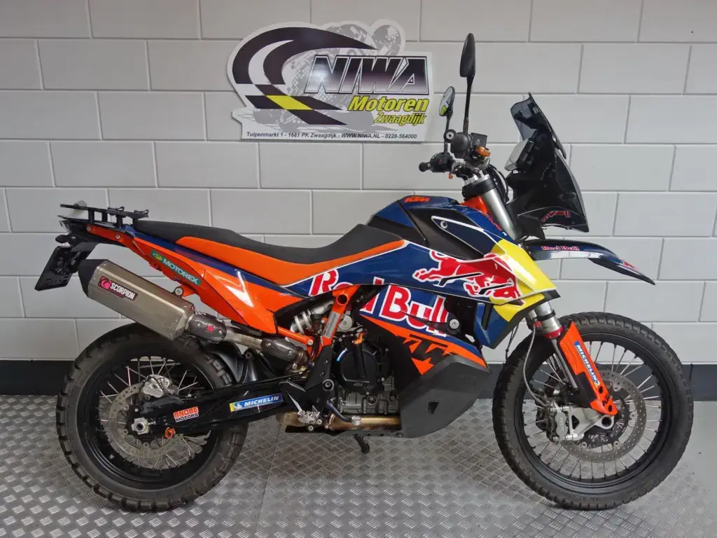 Gebruikte KTM 790 tour met 799cc motor uit 2019 bij NIWA Motoren