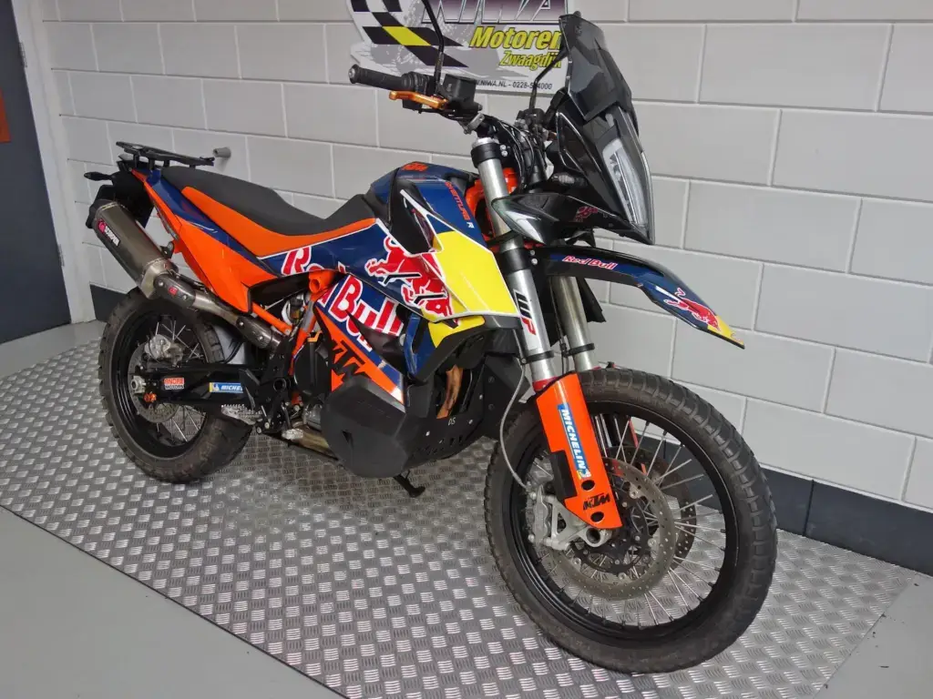 Gebruikte KTM 790 tour met 799cc motor uit 2019 bij NIWA Motoren