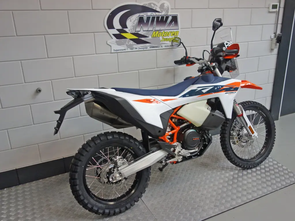 Nieuwe KTM 690 Rally enduro met 690cc motor uit 2026 bij NIWA Motoren