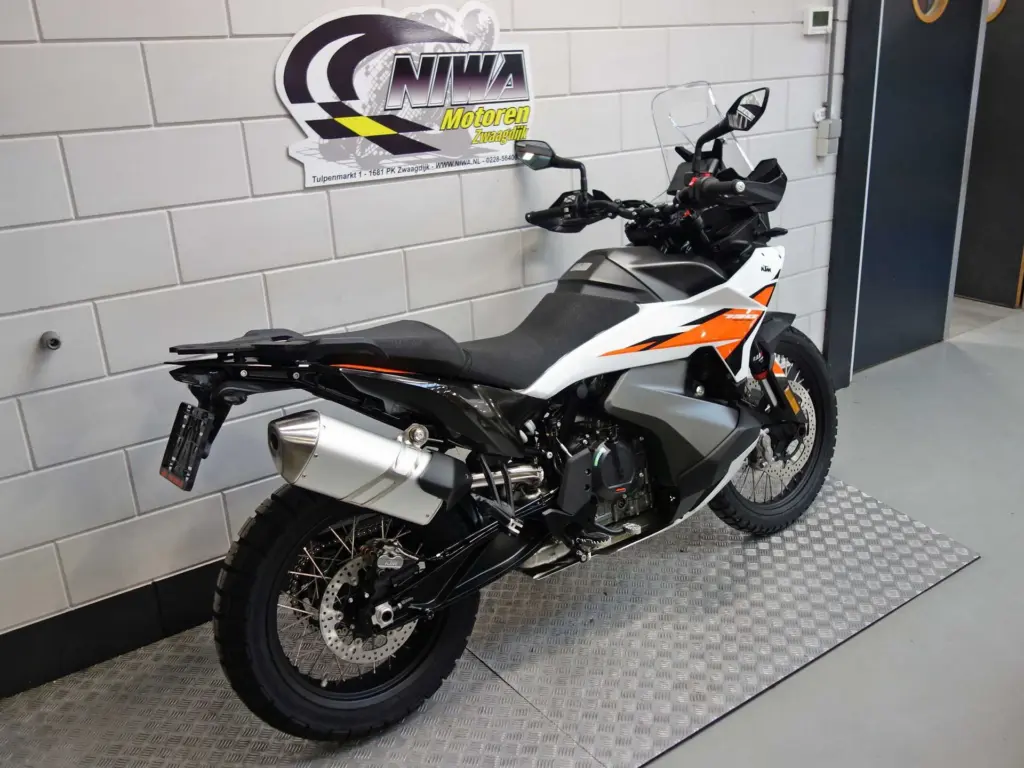 Nieuwe KTM 790 overig met cc motor uit 2026 bij NIWA Motoren