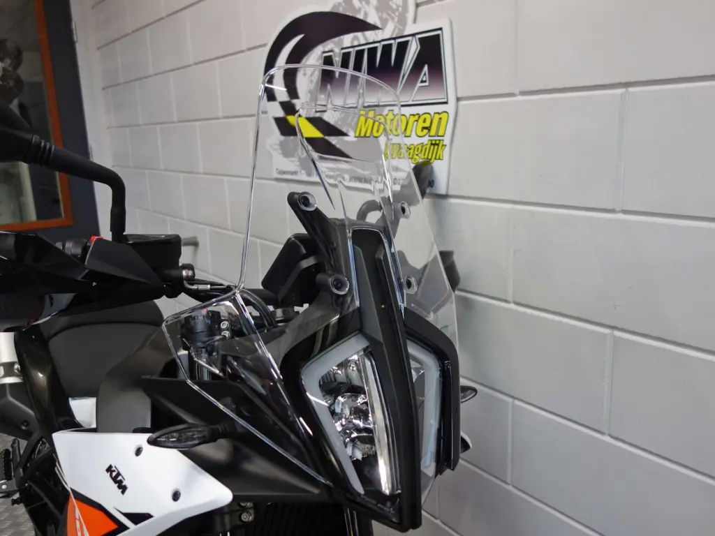 Nieuwe KTM 790 overig met cc motor uit 2026 bij NIWA Motoren
