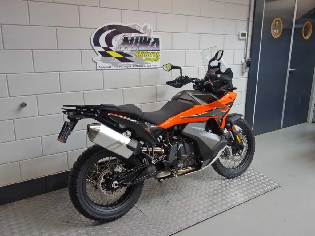 Gebruikte KTM 790 tour met 799cc motor uit 2026 bij NIWA Motoren