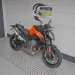 Gebruikte KTM 790 Duke naked bike met 799cc motor uit 2026 bij NIWA Motoren