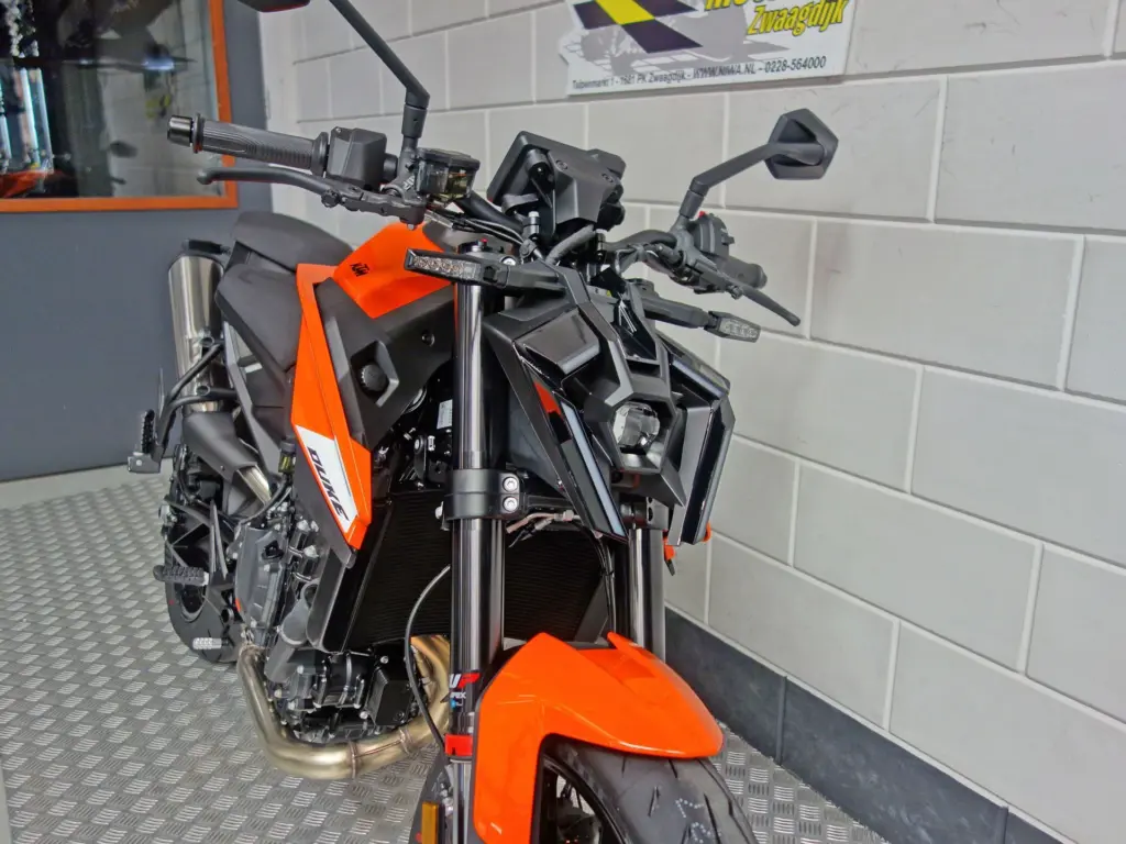 Nieuwe KTM 790 Duke naked bike met 799cc motor uit 2026 bij NIWA Motoren