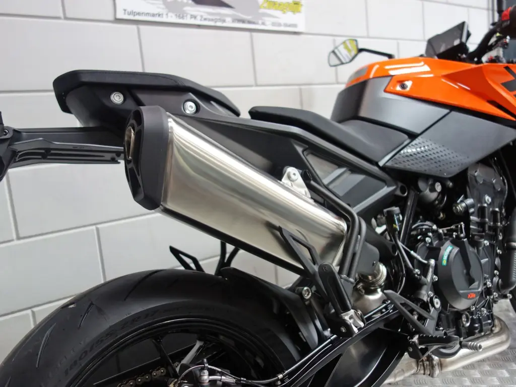 Nieuwe KTM 790 Duke naked bike met 799cc motor uit 2026 bij NIWA Motoren
