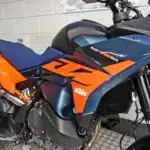 Nieuwe KTM 890 SMT supermotard met 889cc motor uit 2026 bij NIWA Motoren
