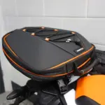 Nieuwe KTM 890 SMT supermotard met 889cc motor uit 2025 bij NIWA Motoren
