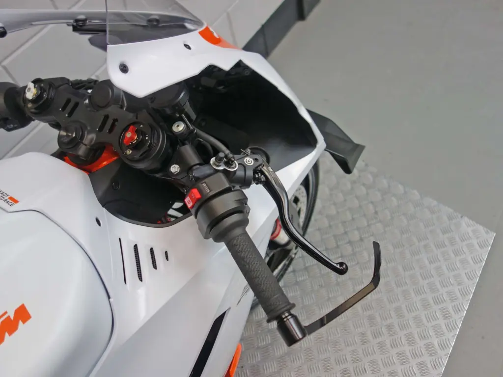 Nieuwe KTM 990 supersport met 947cc motor uit 2026 bij NIWA Motoren