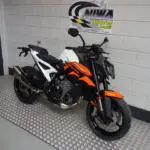 Nieuwe KTM 990 Duke naked bike met 947cc motor uit 2026 bij NIWA Motoren