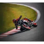 Gebruikte KTM 990 Duke naked bike met 990cc motor uit 2026 bij NIWA Motoren