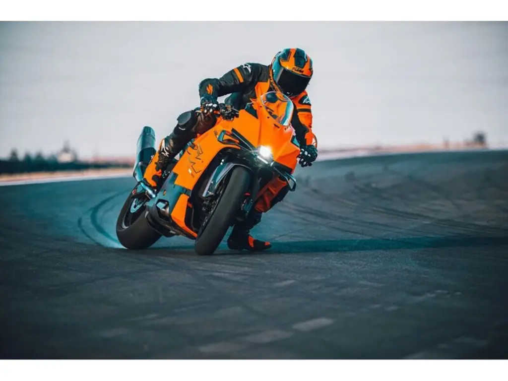 Nieuwe KTM 990 overig met cc motor uit 2026 bij NIWA Motoren