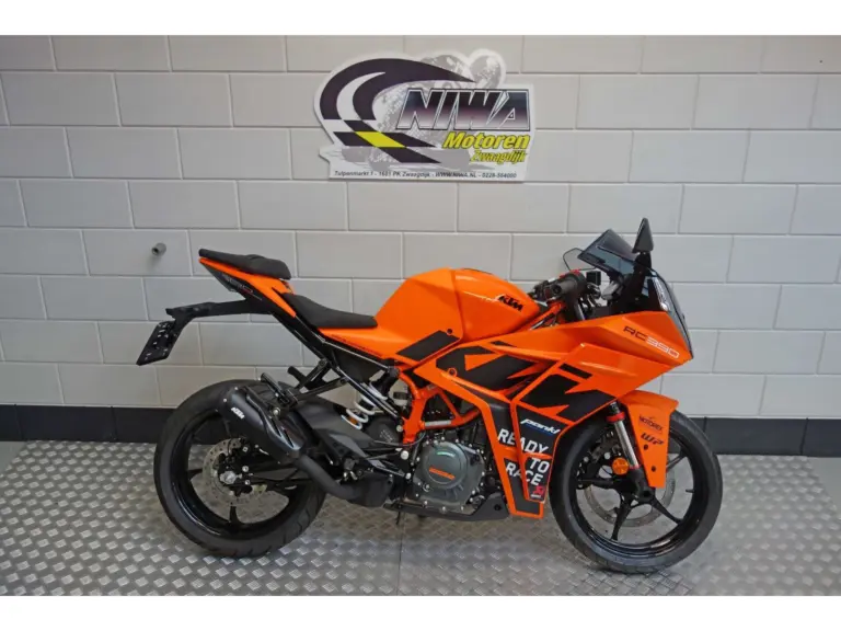 Nieuwe KTM 125 supersport met 125cc motor uit 2026 bij NIWA Motoren