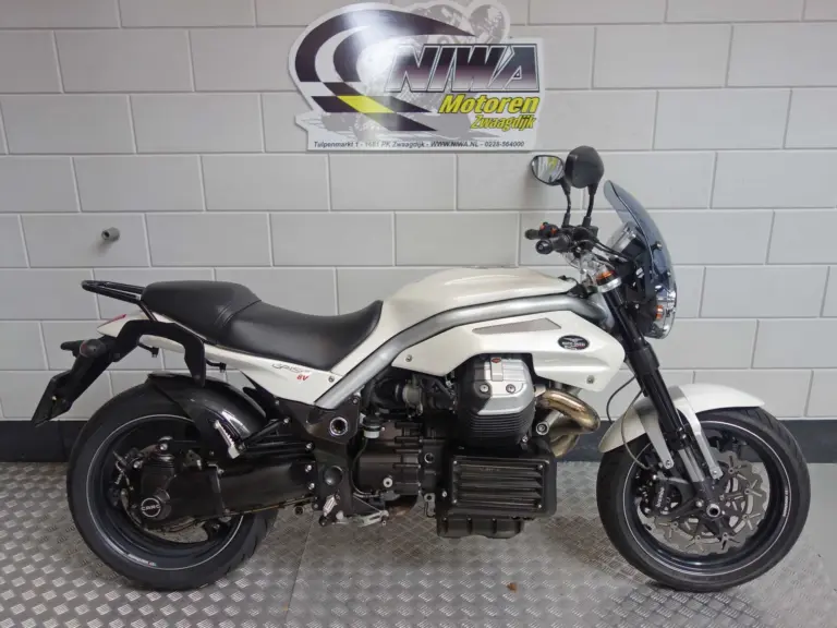 Nieuwe Moto Guzzi Stelvio sport/tour met 1151cc motor uit 2026 bij NIWA Motoren