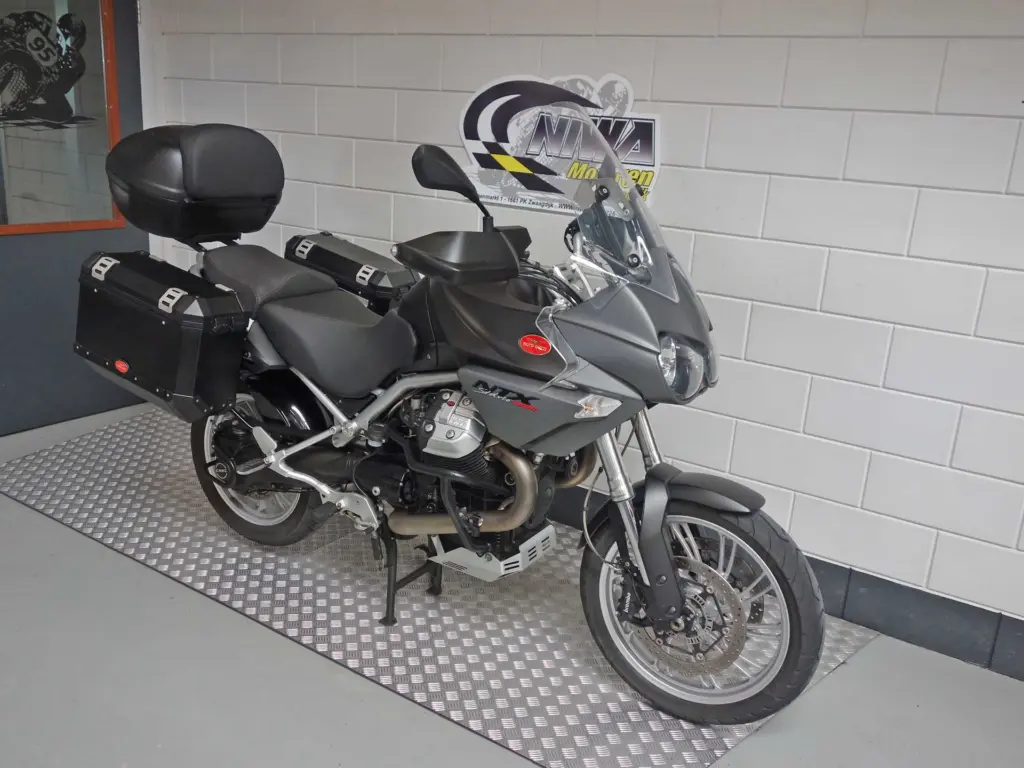 Gebruikte Moto Guzzi Stelvio tour met 1151cc motor uit 2011 bij NIWA Motoren