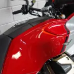 Nieuwe Moto Guzzi V100 tour met 1042cc motor uit 2026 bij NIWA Motoren