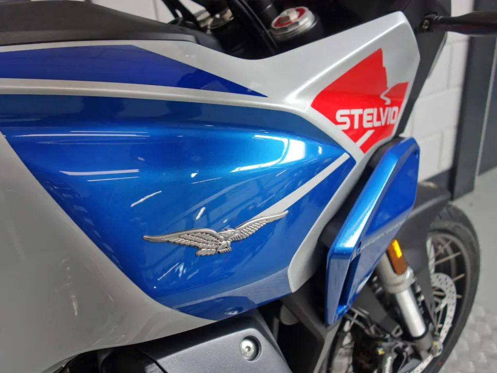 Nieuwe Moto Guzzi Stelvio sport/tour met 1151cc motor uit 2026 bij NIWA Motoren