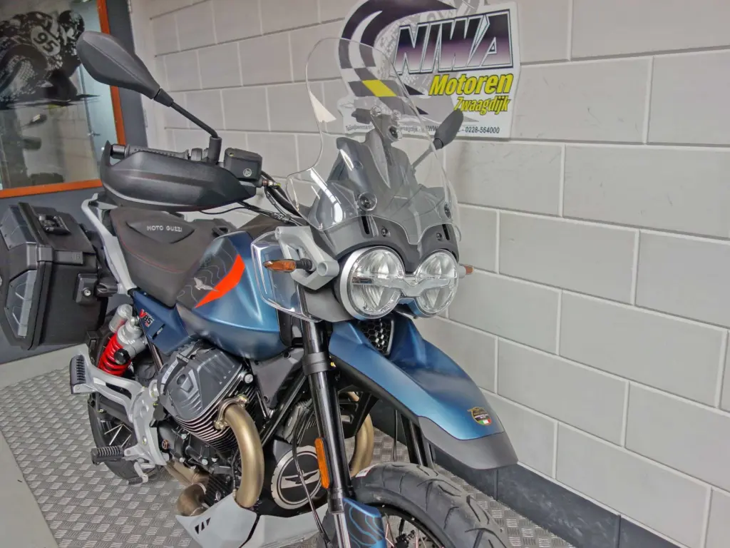 Nieuwe Moto Guzzi V85 tour met 853cc motor uit 2026 bij NIWA Motoren