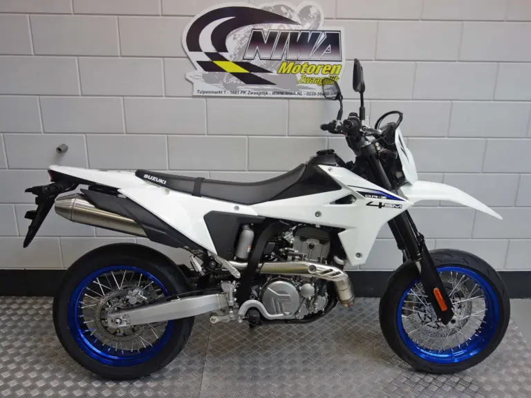 Suzuki DR-Z 4 SM bij NIWA Motoren