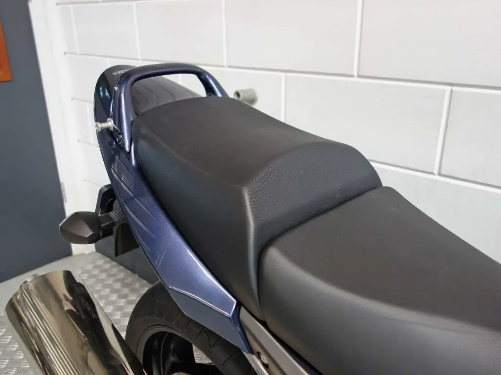 Gebruikte Suzuki GSF sport met 1255cc motor uit 2007 bij NIWA Motoren
